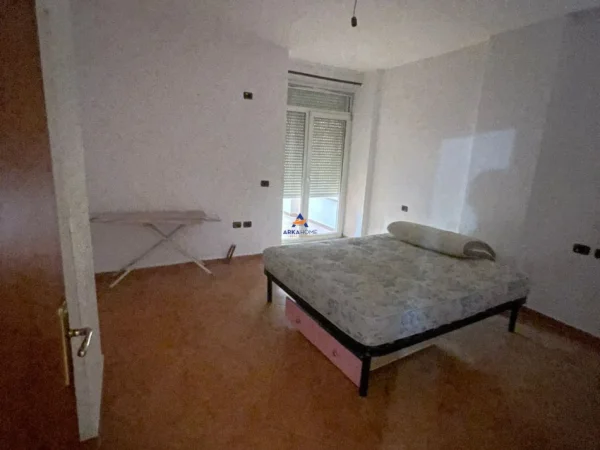 Tirane, shitet apartament 3+1+Ballkon Kati 0, 170 m² 255.000 € (⁠RRUGA KODRA E DIELLIT)