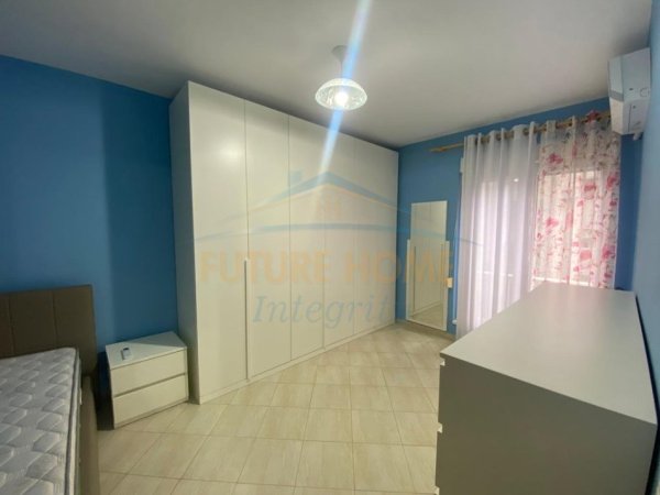 Tirane, jepet me qera apartament 2+1 Kati 2, 79 m² 750 € (Kompleksi Kontakt, 21 Dhjetori)