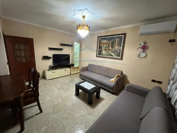 Qera, Apartament 2+1, Laprakë, 500 €