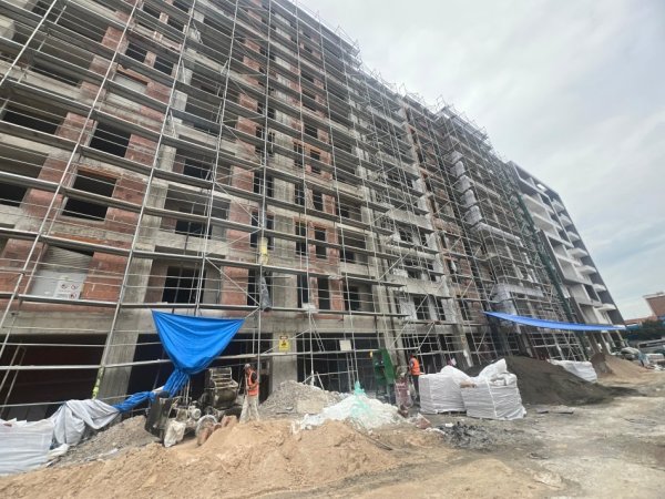 🔥Shitet Ambient Biznesi në Ndërtim (📍Në Qendër të Kinostudios) S.126m2 || 420,000 Euro - MUNDESI BLERJE GARAZHI ME CMIM EXTRA