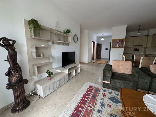 Tirane, jepet me qera apartament 2+1 Kati 4, 96 m² 750 € (Kopeshti Zologjik)
