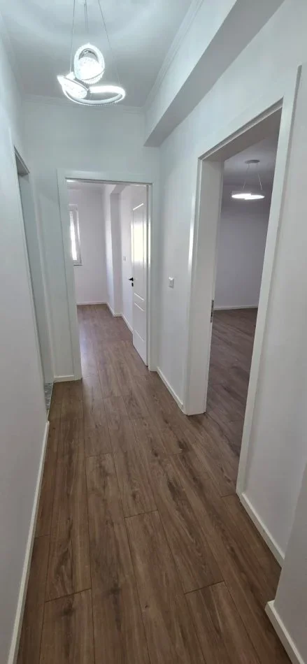 Tirane, shitet apartament 1+1 Kati 7, 53 m² (Don bosko . Rruga Muzaket)