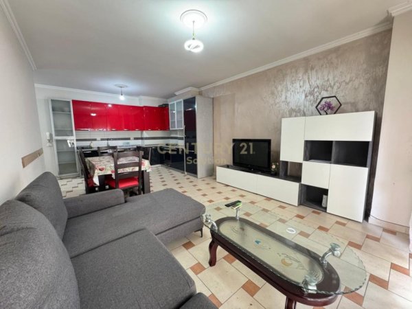 Tirane, shes apartament 2+1 Kati 1, 105 m² 147.000 € (Rruga Mikel Maruli)
