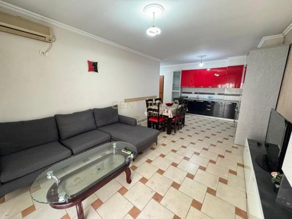 Tirane, shes apartament 2+1 Kati 1, 105 m² 147.000 € (Rruga Mikel Maruli)