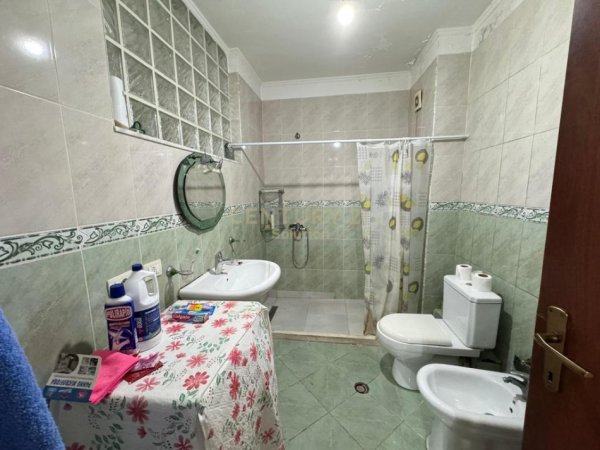 Tirane, shes apartament 2+1 Kati 1, 105 m² 147.000 € (Rruga Mikel Maruli)