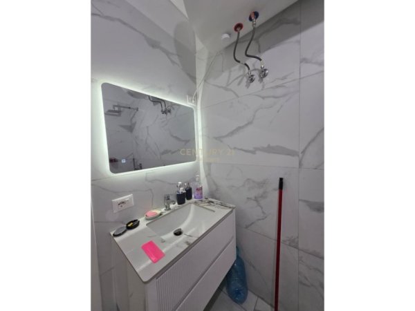 Tirane, shes apartament 2+1 Kati 7, 124 m² 150.000 € (Astir)