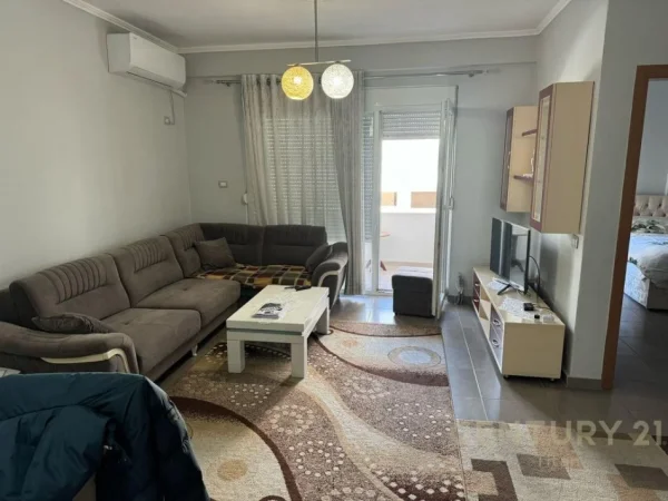 Tirane, shitet apartament 2+1+Ballkon Kati 4, 113 m² 135.000 € (Terminali Veri Jug)
