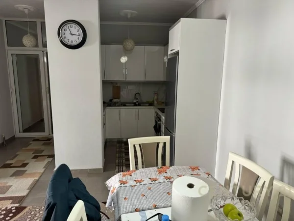 Tirane, shitet apartament 2+1+Ballkon Kati 4, 113 m² 135.000 € (Terminali Veri Jug)