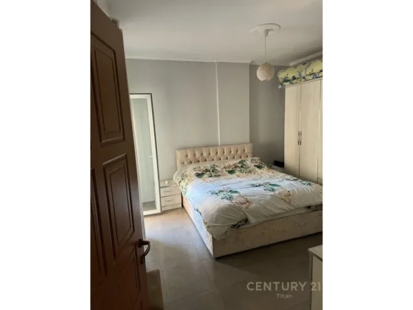 Tirane, shitet apartament 2+1+Ballkon Kati 4, 113 m² 135.000 € (Terminali Veri Jug)