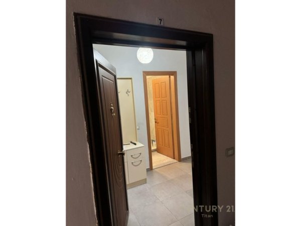 Tirane, shitet apartament 2+1+Ballkon Kati 4, 113 m² 135.000 € (Terminali Veri Jug)
