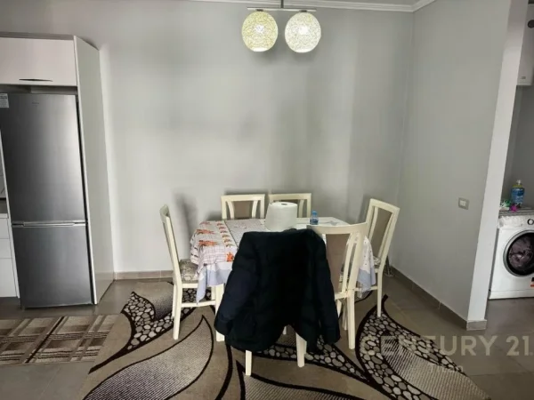 Tirane, shitet apartament 2+1+Ballkon Kati 4, 113 m² 135.000 € (Terminali Veri Jug)