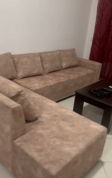 Tirane, jepet me qera apartament 2+1 Kati 2, 90 m² 500 € (Astir)