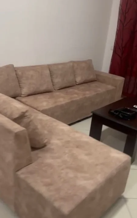 Tirane, jepet me qera apartament 2+1 Kati 2, 90 m² 500 € (Astir)