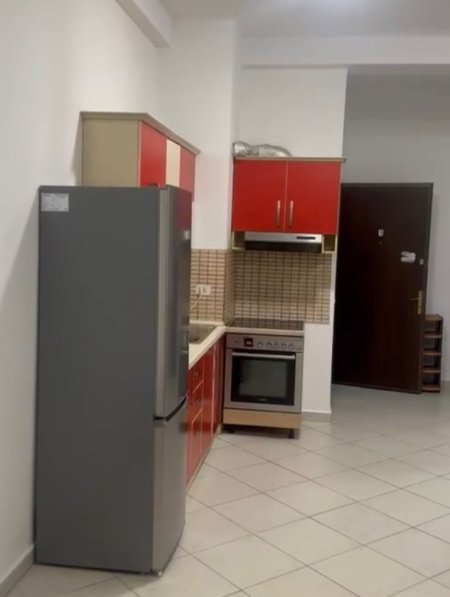Tirane, jepet me qera apartament 2+1 Kati 2, 90 m² 500 € (Astir)