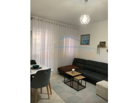 Durres, shitet apartament 1+1 Kati 3, 75.000 € 