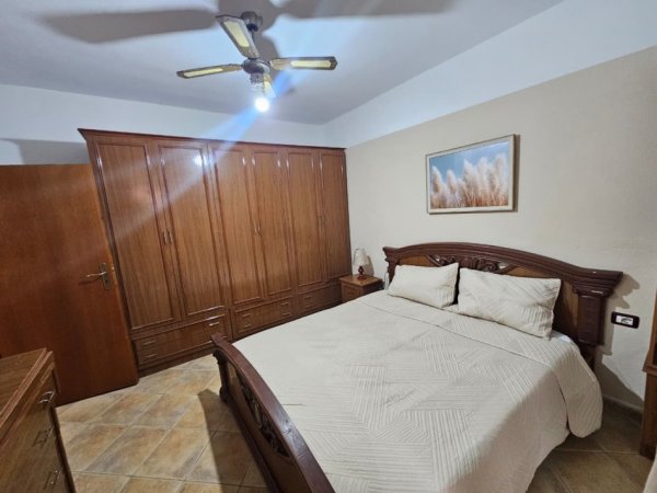 Durres, jepet me qera apartament 2+1+Aneks+Ballkon Kati 1, 80 m² 350 € 