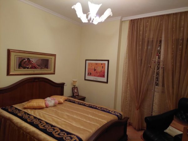 Durres, jepet me qera apartament 2+1+Aneks+Ballkon Kati 4, 140 m² 600 € 