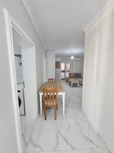 Durres, jepet me qera apartament 1+1+Aneks+Ballkon Kati 1, 300 € 