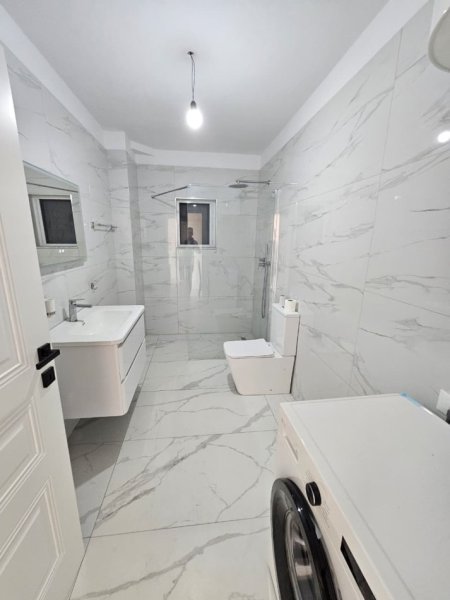 Durres, jepet me qera apartament 1+1+Aneks+Ballkon Kati 1, 300 € 