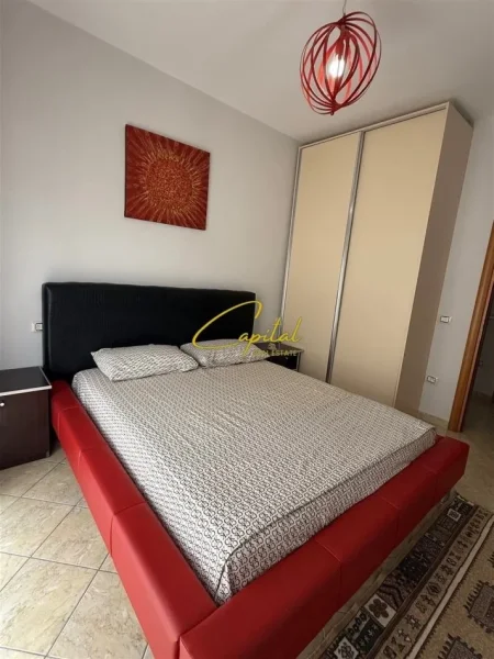 Tirane, jepet me qera apartament 2+1 Kati 5, 85 m² 650 € (21 DHJETORI)