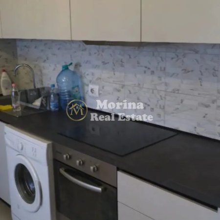 Tirane, jepet me qera apartament 1+1 Kati 4, 50 m² 400 € (Rruga Siri Kodra)