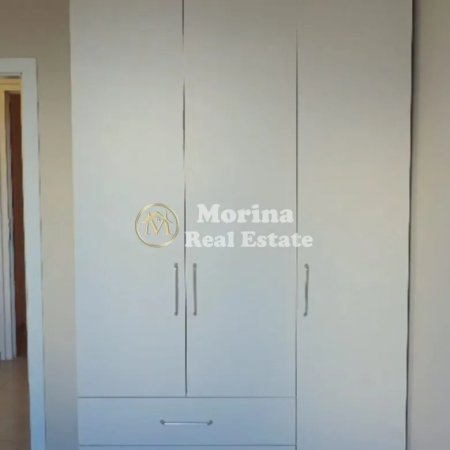 Tirane, jepet me qera apartament 1+1 Kati 4, 50 m² 400 € (Rruga Siri Kodra)