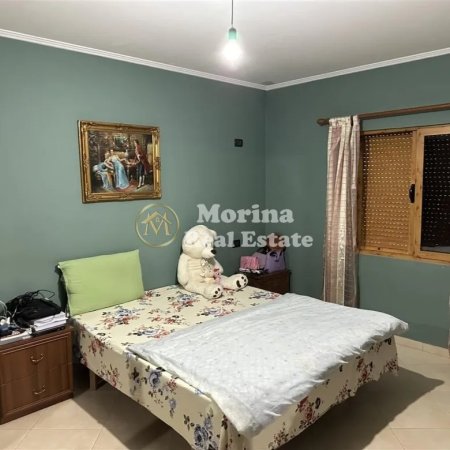 Tirane, jepet me qera apartament 2+1+Ballkon Kati 2, 110 m² 600 € (Qytet Studenti)