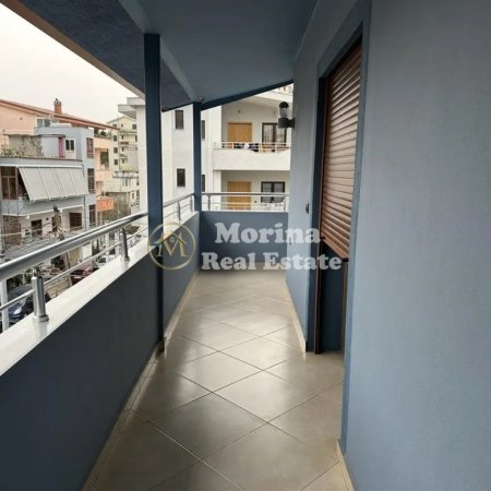 Tirane, jepet me qera apartament 2+1+Ballkon Kati 2, 110 m² 600 € (Qytet Studenti)