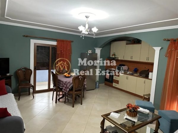 Tirane, jepet me qera apartament 2+1+Ballkon Kati 2, 110 m² 600 € (Qytet Studenti)