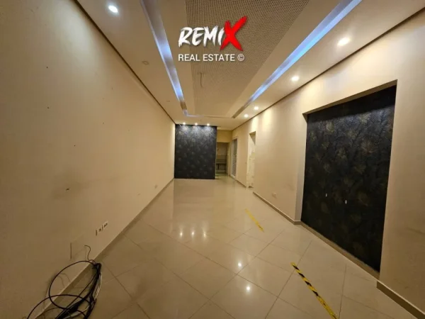 Durres, jepet me qera zyre Kati 0, 92 m² 850 € 