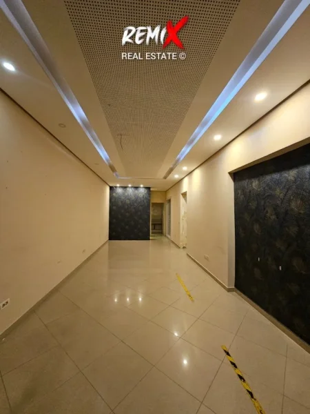 Durres, jepet me qera zyre Kati 0, 92 m² 850 € 