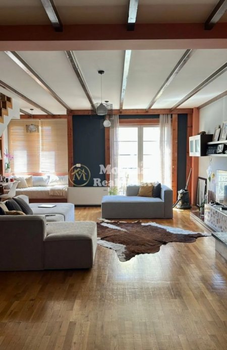 Tirane, jepet me qera apartament 2+1 Kati 1, 180 m² 1.000 € (Pallati Brigadave)