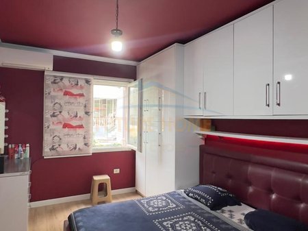 Shitet Apartament 1+1 Prane Eleonores, Kodra e Diellit, Tirane.