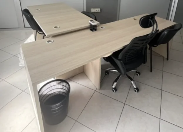 Tirane, shes Mobilje zyre 500 € - +355 68 483 0406