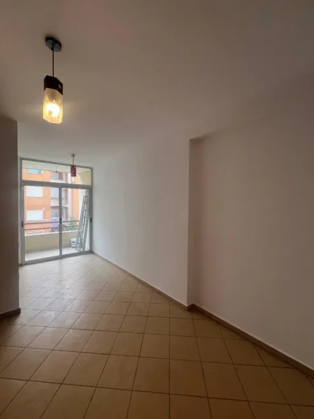 Tirane, shitet apartament 3+1 , 144 m² 160.000 € (rruga e thesarit)