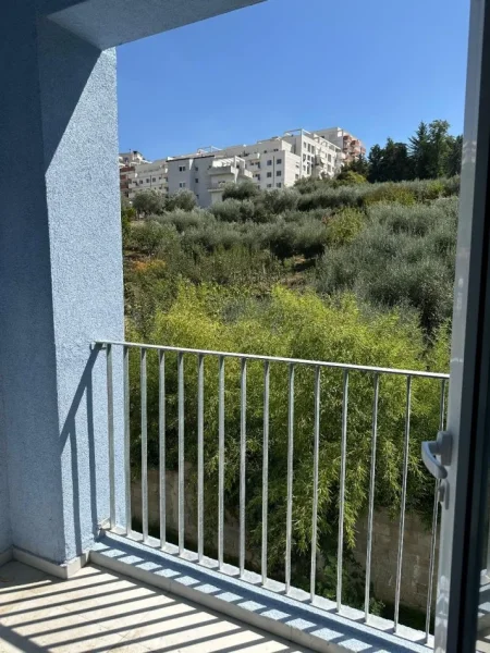 Tirane, shitet apartament 1+1 Kati 2, 53 m² 88.000 € (rruga e dajtit)