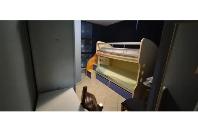 Tirane, jepet me qera apartament 2+1+Aneks , 95 m² 600 € (Square 21, Rruga e Kavajes)