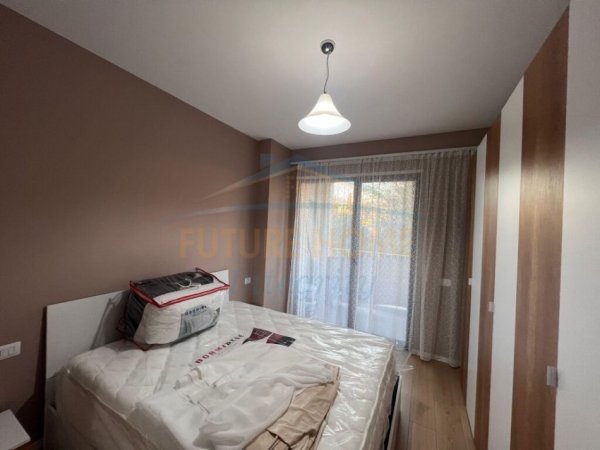 Tirane, jepet me qera apartament 1+1+Ballkon Kati 2, 60 m² 500 € 