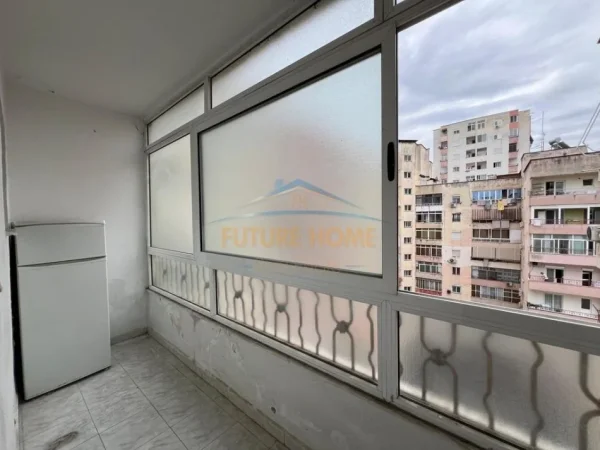 Tirane, jepet me qera apartament 2+1 , 111 m² 600 € 