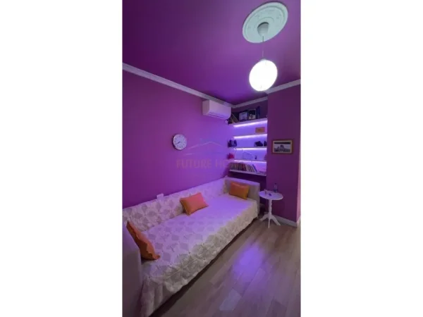 Tirane, shitet apartament 1+1+Ballkon Kati 3, 57 m² 120.000 € (KODRA E DIELLIT)