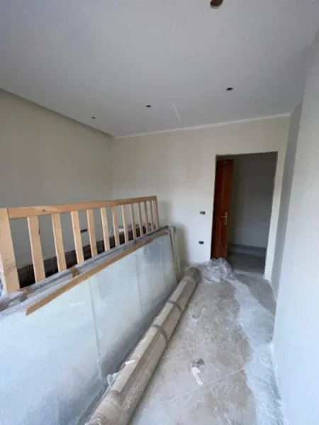 Tirane, shitet apartament 2+1+Ballkon Kati 6, 101 m² 130.000 € (Fresk)
