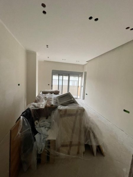 Tirane, shitet apartament 2+1+Ballkon Kati 6, 101 m² 130.000 € (Fresk)