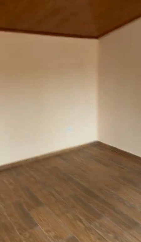 Tirane, jepet me qera apartament 4+1 Kati 1, 530 € 