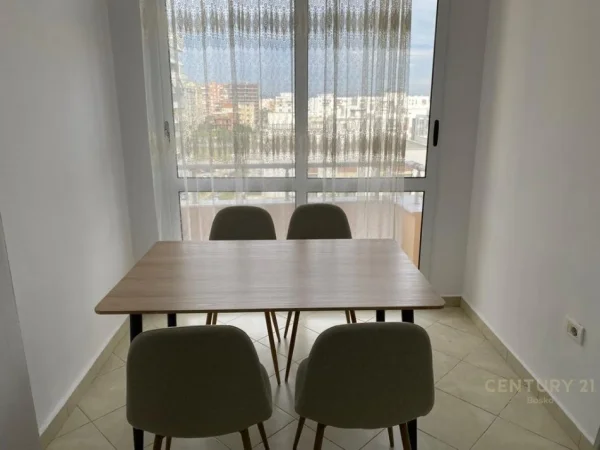 Tirane, jepet me qera apartament 1+1 Kati 5, 72 m² 500 € (Vila L)
