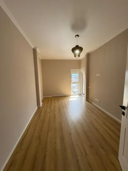 Tirane, shitet apartament 2+1 Kati 7, 92 m² 189.000 € (rruga xhanfize keko)