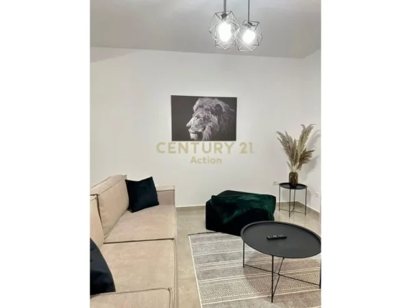 Tirane, jepet me qera apartament 1+1 Kati 4, 95 m² 850 € (Myslym Shyri)