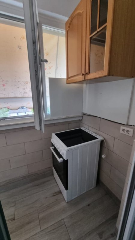 🏠 Jepet me Qera Apartament 1+1 te Kompleksi Vizion Plus , Pallat me Ashensor  550 €uro