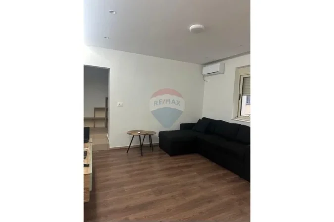 Tirane, jepet me qera apartament 1+1 Kati 2, 68 m² 550 € 