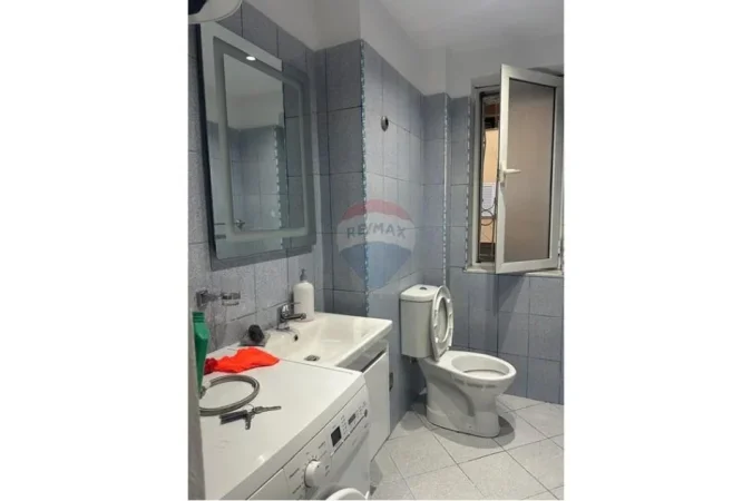 Tirane, jepet me qera apartament 1+1 Kati 2, 68 m² 550 € 