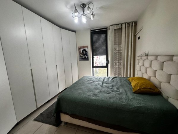 Tirane, shitet apartament 2+1+Ballkon Kati 5, 123 m² 140.000 € (rruga 3 deshmoret)